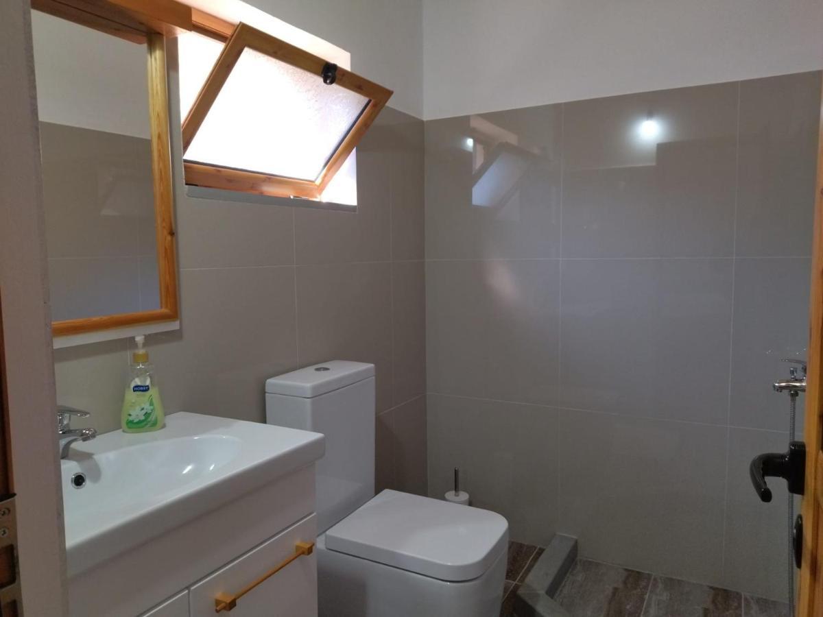 Bujtina Peshtan Guesthouse&Camping Tepelene Dış mekan fotoğraf